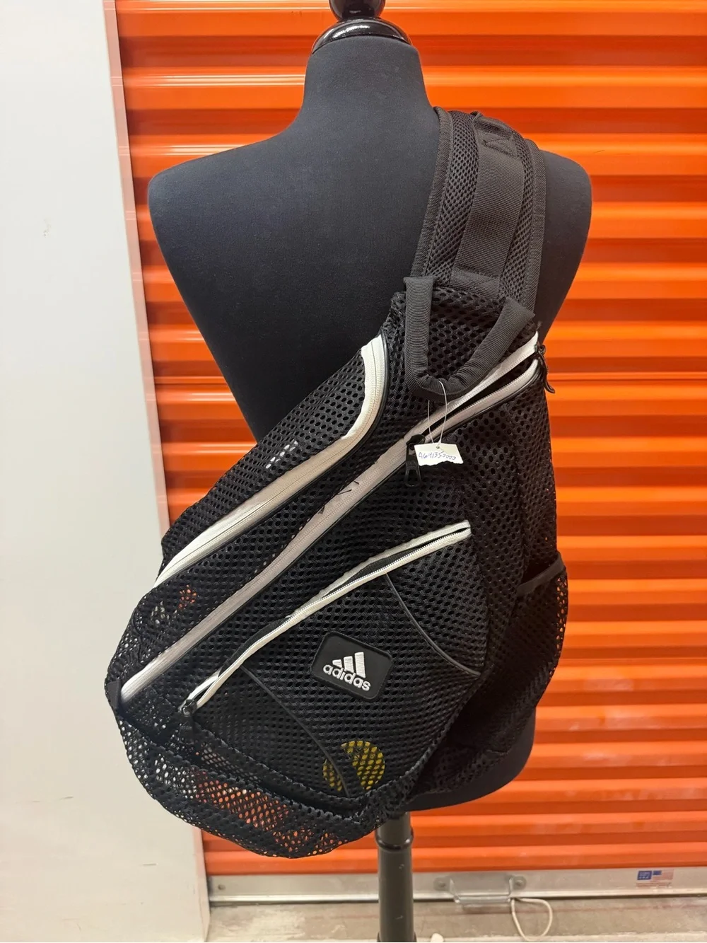 NWT Adidas Vista Mesh Sling Crossbody Bag Black with White Trim